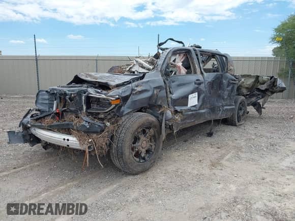 2021 Toyota Tundra SR5 with VIN 5TFDY5F17MX966513, listed as a IAAI auction lot 42839606 with Not provided miles and . Bid and sale history available at DreamBid. Image 2.