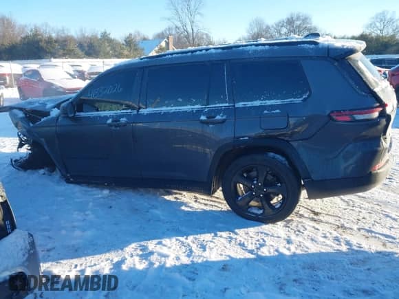 2021 Jeep Grand Cherokee Altitude with VIN 1C4RJKAG7M8210257, listed as a IAAI auction lot 41332026 with 49,667 mi miles and . Bid and sale history available at DreamBid. Image 15.
