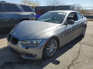 2012 BMW 3 Series 328i с VIN WBAKE5C52CE755802, выставлен на аукционе Copart как лот 47130565 с пробегом 62 869 миль миль и Списание • Salvage title. История ставок и продаж доступна на DreamBid. Изображение 1.