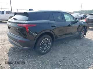 2024 Chevrolet Blazer EV eAWD LT z VIN 3GNKDBRJ1RS202654, wystawiony jako IAAI lot #42925562 z przebiegiem 23 503 mil mil oraz . Historia ofert i sprzedaży dostępna na DreamBid. Obrazek 4.