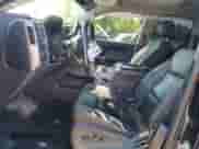 2017 GMC Sierra 1500 SLT z VIN 1GTV2NEJ6HZ105129, wystawiony jako Copart lot #58186405 z przebiegiem 160 738 mil mil oraz Szkoda całkowita • Salvage title. Historia ofert i sprzedaży dostępna na DreamBid. Obrazek 7.