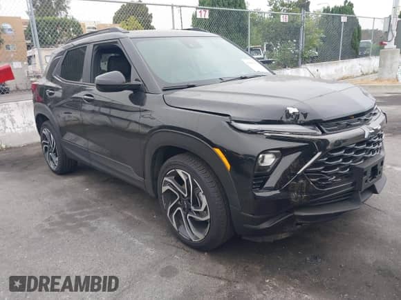 2025 Chevrolet TrailBlazer RS с VIN KL79MTSL8SB104177, выставлен на аукционе IAAI как лот 42455162 с пробегом 9 313 миль миль и . История ставок и продаж доступна на DreamBid. Изображение 1.