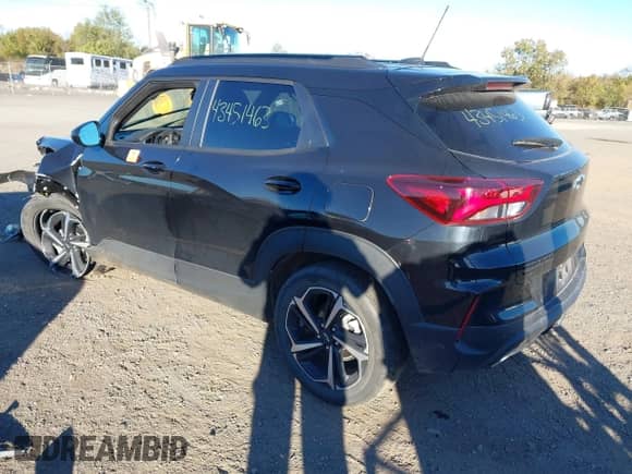 2022 Chevrolet TrailBlazer RS z VIN KL79MUSL5NB081466, wystawiony jako IAAI lot #43451463 z przebiegiem 36 989 mil mil oraz . Historia ofert i sprzedaży dostępna na DreamBid. Obrazek 3.
