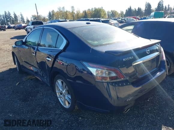 2014 Nissan Maxima SV with VIN 1N4AA5AP8EC438142, listed as a IAAI auction lot 43442495 with Not provided miles and . Bid and sale history available at DreamBid. Image 3.