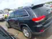 2017 Jeep Grand Cherokee Laredo z VIN 1C4RJFAG5HC808308, wystawiony jako IAAI lot #43023843 z przebiegiem 142 711 mil mil oraz . Historia ofert i sprzedaży dostępna na DreamBid. Obrazek 14.