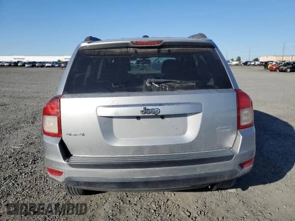 2016 Jeep Compass High Altitude z VIN 1C4NJDEB8GD690958, wystawiony jako Copart lot #87091215 z przebiegiem 150 007 mil mil oraz Czysty tytuł • Clean title. Historia ofert i sprzedaży dostępna na DreamBid. Obrazek 6.
