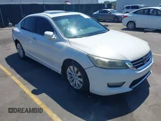 2013 Honda Accord с VIN JHMCR2F74DC000573, выставлен на аукционе IAAI как лот 42133148 с пробегом 154 546 миль миль и . История ставок и продаж доступна на DreamBid. Изображение 1.
