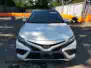 2022 Toyota Camry XSE with VIN 4T1K61BK3NU054786, listed as a Copart auction lot 62758665 with 62,654 mi miles and Salvage title. Bid and sale history available at DreamBid. Image 5.