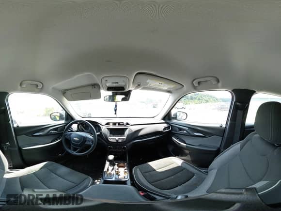 2021 Chevrolet TrailBlazer LS z VIN KL79MNSL6MB040025, wystawiony jako IAAI lot #42387635 z przebiegiem 103 313 mil mil oraz . Historia ofert i sprzedaży dostępna na DreamBid. Obrazek 18.