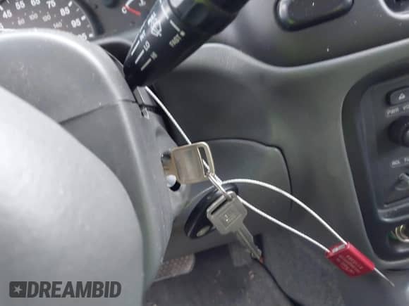 2001 Chevrolet Tracker LT с VIN 2CNBE634116940419, выставлен на аукционе IAAI как лот 41375394 с пробегом 151 431 миль миль и . История ставок и продаж доступна на DreamBid. Изображение 11.