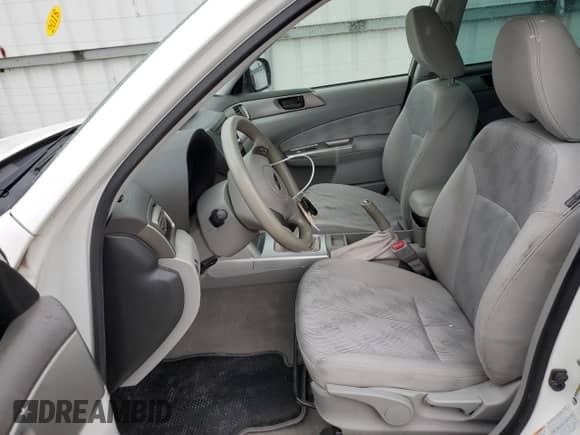 2010 Subaru Forester X z VIN JF2SH6AC8AG747059, wystawiony jako Copart lot #55930825 z przebiegiem 166 791 mil mil oraz Szkoda całkowita • Salvage title. Historia ofert i sprzedaży dostępna na DreamBid. Obrazek 7.