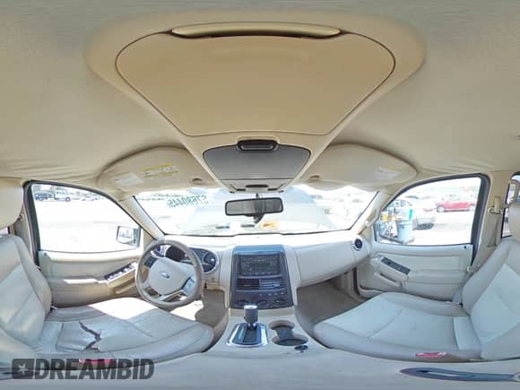 2006 Ford Explorer XLT z VIN 1FMEU73886UB40833, wystawiony jako Copart lot #67680445 z przebiegiem 246 015 mil mil oraz Szkoda całkowita • Salvage title. Historia ofert i sprzedaży dostępna na DreamBid. Obrazek 15.