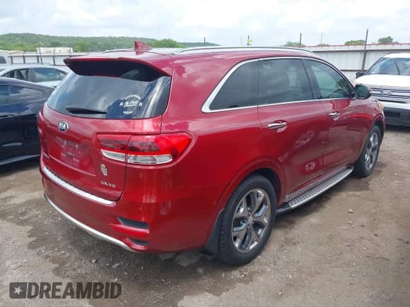2016 Kia Sorento SX z VIN 5XYPK4A55GG109181, wystawiony jako IAAI lot #42675240 z przebiegiem 101 732 mil mil oraz . Historia ofert i sprzedaży dostępna na DreamBid. Obrazek 4.