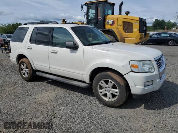2010 Ford Explorer XLT with VIN 1FMEU6DE0AUA45559, listed as a Copart auction lot 65544325 with 147,691 mi miles and Salvage title. Bid and sale history available at DreamBid. Image 4.