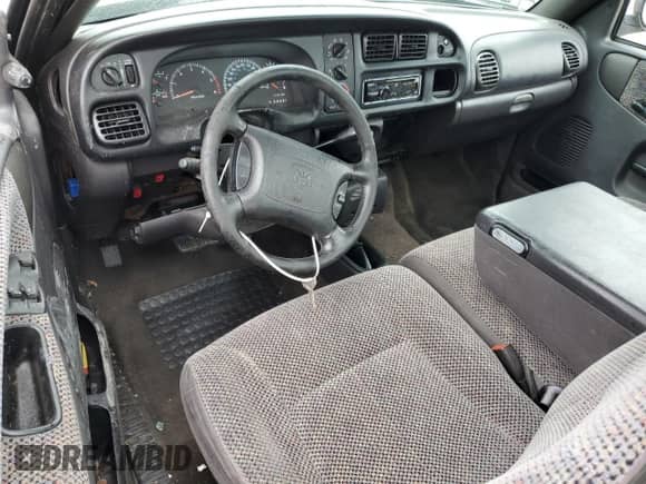 2000 Dodge 1500 with VIN 1B7HF16Y9YS511047, listed as a Copart auction lot 55657795 with 150,200 mi miles and Salvage title. Bid and sale history available at DreamBid. Image 8.