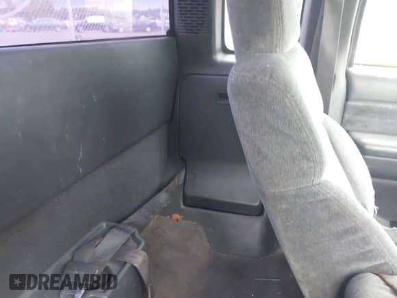 1998 Chevrolet S-10 LS с VIN 1GCCS1948W8225697, выставлен на аукционе IAAI как лот 43286170 с пробегом 238 827 миль миль и . История ставок и продаж доступна на DreamBid. Изображение 8.