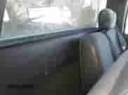 2004 Chevrolet Silverado 1500 Work Truck z VIN 1GCEC14X64Z332584, wystawiony jako IAAI lot #41802624 z przebiegiem 165 172 mil mil oraz . Historia ofert i sprzedaży dostępna na DreamBid. Obrazek 8.