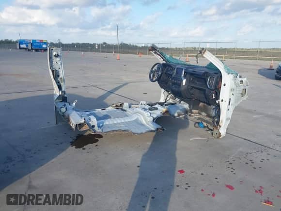 2022 Chevrolet Silverado 1500 LT with VIN 3GCUYDED3NG146456, listed as a IAAI auction lot 40963925 with Not provided miles and . Bid and sale history available at DreamBid. Image 4.