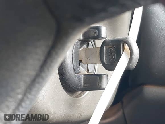 1997 Pontiac Grand Am SE с VIN 1G2NE52T1VC761092, выставлен на аукционе IAAI как лот 41547391 с пробегом 297 392 миль миль и . История ставок и продаж доступна на DreamBid. Изображение 11.