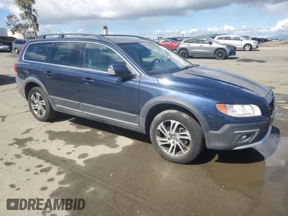 2015 Volvo XC70 Premier z VIN YV4952NK2F1207441, wystawiony jako Copart lot #49081585 z przebiegiem 83 818 mil mil oraz Czysty tytuł • Clean title. Historia ofert i sprzedaży dostępna na DreamBid. Obrazek 4.