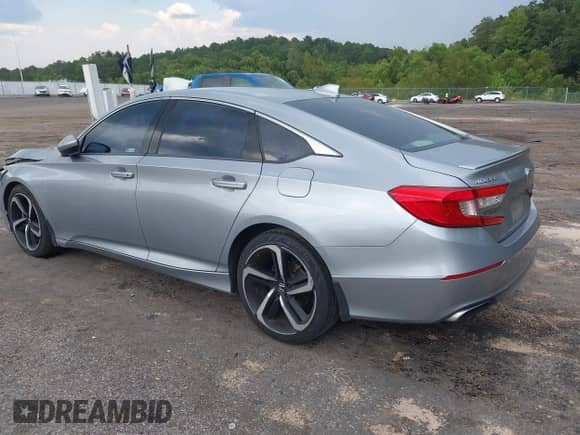 2019 Honda Accord Sport с VIN 1HGCV1F33KA160605, выставлен на аукционе IAAI как лот 42997451 с пробегом 221 328 миль миль и . История ставок и продаж доступна на DreamBid. Изображение 3.