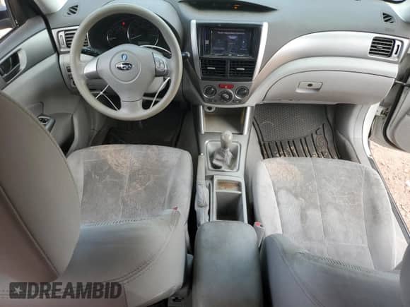 2010 Subaru Forester X с VIN JF2SH6BC9AG768064, выставлен на аукционе Copart как лот 82392225 с пробегом 155 236 миль миль и Списание • Salvage title. История ставок и продаж доступна на DreamBid. Изображение 8.