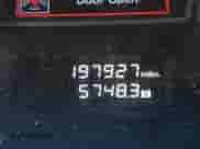 2015 Nissan Pathfinder SL z VIN 5N1AR2MM9FC657997, wystawiony jako IAAI lot #42956682 z przebiegiem 197 927 mil mil oraz . Historia ofert i sprzedaży dostępna na DreamBid. Obrazek 7.