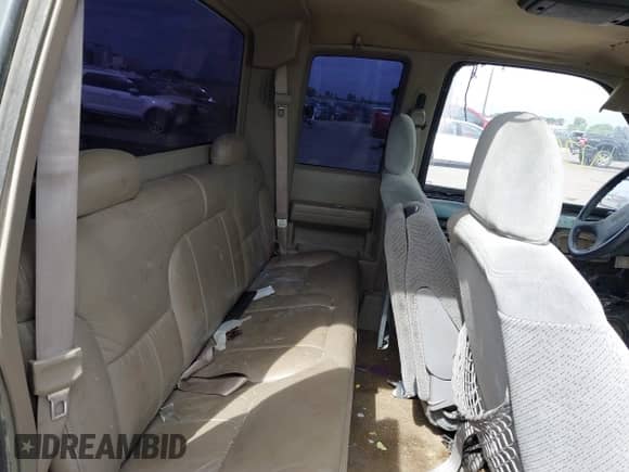 1997 GMC Sierra 1500 с VIN 2GTEK19R0V1534487, выставлен на аукционе IAAI как лот 42290564 с пробегом 227 018 миль миль и . История ставок и продаж доступна на DreamBid. Изображение 8.