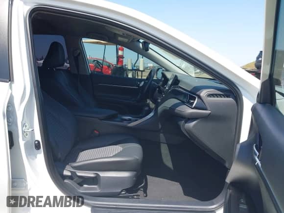 2023 Toyota Camry SE с VIN 4T1T11AK6PU187565, выставлен на аукционе IAAI как лот 42153892 с пробегом 23 376 миль миль и . История ставок и продаж доступна на DreamBid. Изображение 5.