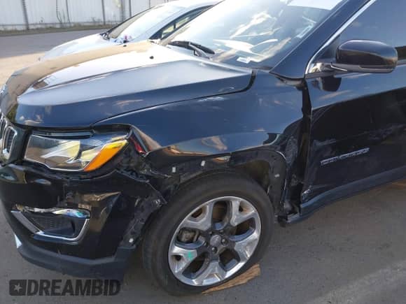 2020 Jeep Compass Limited z VIN 3C4NJCCB7LT191862, wystawiony jako IAAI lot #43369237 z przebiegiem 114 617 mil mil oraz . Historia ofert i sprzedaży dostępna na DreamBid. Obrazek 6.