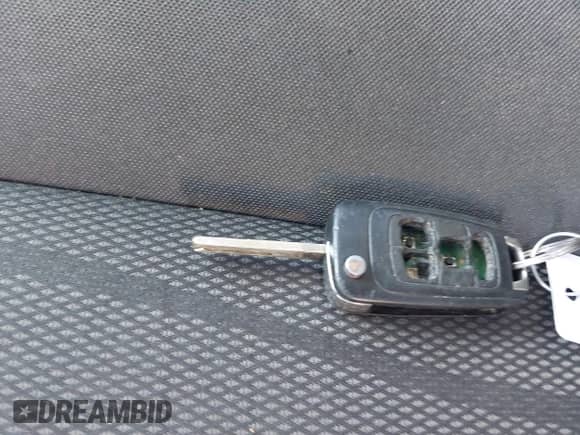 2014 Chevrolet Sonic LT с VIN 1G1JD5SB7E4197861, выставлен на аукционе IAAI как лот 41302048 с пробегом 194 778 миль миль и . История ставок и продаж доступна на DreamBid. Изображение 11.