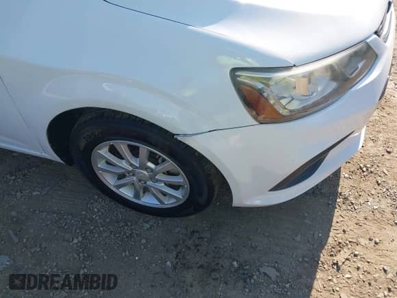2017 Chevrolet Sonic LT с VIN 1G1JD5SH6H4115160, выставлен на аукционе IAAI как лот 43179990 с пробегом 168 501 миль миль и . История ставок и продаж доступна на DreamBid. Изображение 6.