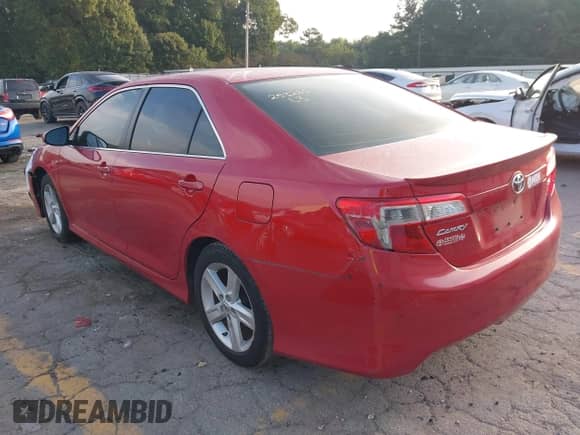 2014 Toyota Camry LE with VIN 4T1BF1FK6EU871972, listed as a IAAI auction lot 43285820 with 196,225 mi miles and . Bid and sale history available at DreamBid. Image 3.