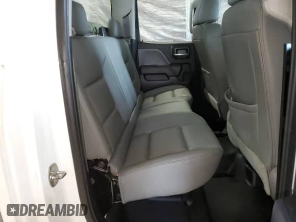 2018 Chevrolet Silverado 2500HD Work Truck z VIN 1GC2CUEG5JZ150745, wystawiony jako Copart lot #59665775 z przebiegiem 168 931 mil mil oraz Czysty tytuł • Clean title. Historia ofert i sprzedaży dostępna na DreamBid. Obrazek 10.