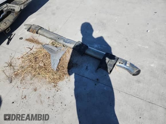 2003 Ford F-150 XL z VIN 2FTRX17L63CB07124, wystawiony jako Copart lot #86682935 z przebiegiem 101 788 mil mil oraz Szkoda całkowita • Salvage title. Historia ofert i sprzedaży dostępna na DreamBid. Obrazek 12.