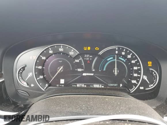 2019 BMW 5 Series 530e xDrive z VIN WBAJB1C53KB376689, wystawiony jako Copart lot #62812785 z przebiegiem 65 718 mil mil oraz Szkoda całkowita • Salvage title. Historia ofert i sprzedaży dostępna na DreamBid. Obrazek 9.