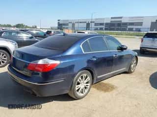 2009 Hyundai Genesis with VIN KMHGC46F99U050633, listed as a IAAI auction lot 43322259 with 212,090 mi miles and . Bid and sale history available at DreamBid. Image 4.
