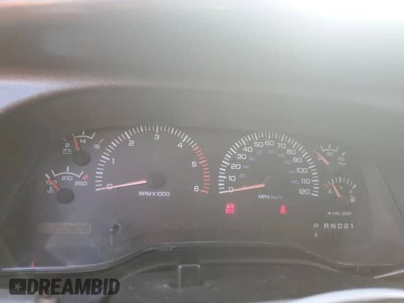 1998 Dodge 2500 with VIN 1B7KF23W0WJ255639, listed as a Copart auction lot 79667944 with 182,800 mi miles and Clean title. Bid and sale history available at DreamBid. Image 9.