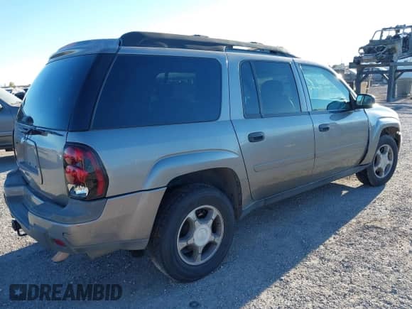 2006 Chevrolet TrailBlazer LS с VIN 1GNET16SX66156572, выставлен на аукционе IAAI как лот 42976840 с пробегом 176 721 миль миль и . История ставок и продаж доступна на DreamBid. Изображение 4.