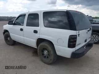 2005 Chevrolet Tahoe Police z VIN 1GNEC13Z35R233250, wystawiony jako IAAI lot #42579351 z przebiegiem 219 342 mil mil oraz . Historia ofert i sprzedaży dostępna na DreamBid. Obrazek 3.