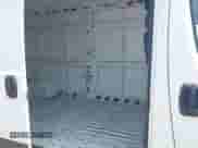 2021 Ram ProMaster Cargo z VIN 3C6LRVDG1ME521577, wystawiony jako IAAI lot #42947448 z przebiegiem 196 009 mil mil oraz . Historia ofert i sprzedaży dostępna na DreamBid. Obrazek 8.