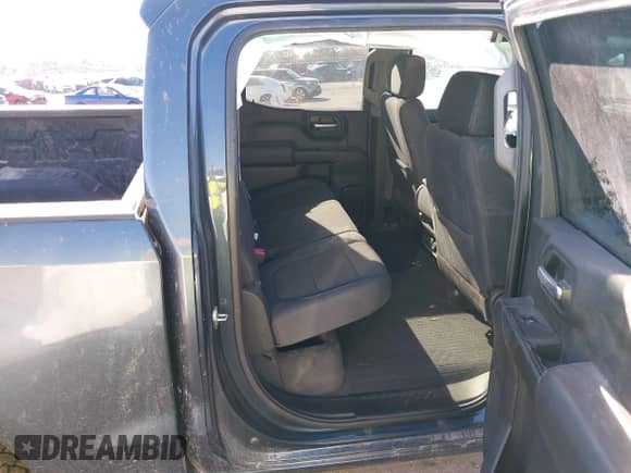 2020 Chevrolet Silverado 1500 LT с VIN 3GCUYDET5LG217810, выставлен на аукционе IAAI как лот 41447368 с пробегом 15 069 миль миль и . История ставок и продаж доступна на DreamBid. Изображение 8.