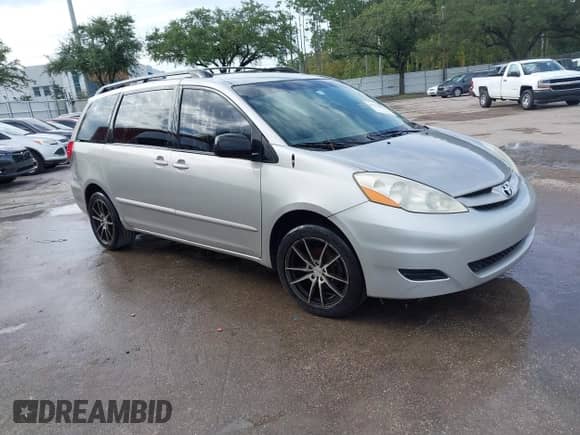 2008 Toyota Sienna LE с VIN 5TDZK23C28S155046, выставлен на аукционе IAAI как лот 43177050 с пробегом 291 955 миль миль и . История ставок и продаж доступна на DreamBid. Изображение 1.