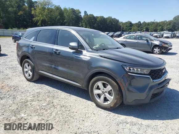 2022 Kia Sorento LX z VIN 5XYRG4LC1NG117619, wystawiony jako Copart lot #81020055 z przebiegiem 42 024 mil mil oraz Szkoda całkowita • Salvage title. Historia ofert i sprzedaży dostępna na DreamBid. Obrazek 4.