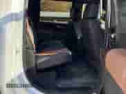 2020 Chevrolet Silverado 3500HD High Country с VIN 1GC4YVEY8LF275624, выставлен на аукционе Copart как лот 90016765 с пробегом 265 028 миль миль и Чистый • Clean title. История ставок и продаж доступна на DreamBid. Изображение 6.