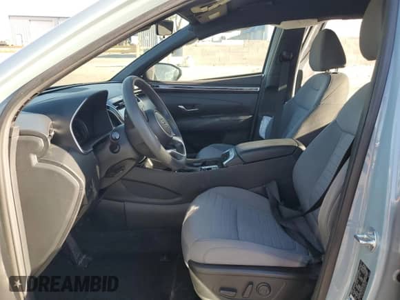 2022 Hyundai Santa Cruz SEL с VIN 5NTJB4AE0NH018798, выставлен на аукционе Copart как лот 72095624 с пробегом 19 097 миль миль и Списание • Salvage title. История ставок и продаж доступна на DreamBid. Изображение 7.