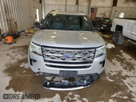 2018 Ford Explorer XLT with VIN 1FM5K8D84JGB02498, listed as a Copart auction lot 71243225 with 173,401 mi miles and Clean title. Bid and sale history available at DreamBid. Image 5.