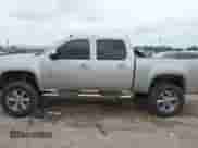 2009 GMC Sierra 1500 SL с VIN 3GTEC13C29G110873, выставлен на аукционе IAAI как лот 42114097 с пробегом 186 452 миль миль и . История ставок и продаж доступна на DreamBid. Изображение 14.