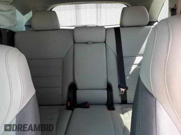 2018 Kia Sorento SX z VIN 5XYPKDA5XJG377862, wystawiony jako Copart lot #70689695 z przebiegiem 79 557 mil mil oraz Szkoda całkowita • Salvage title. Historia ofert i sprzedaży dostępna na DreamBid. Obrazek 10.