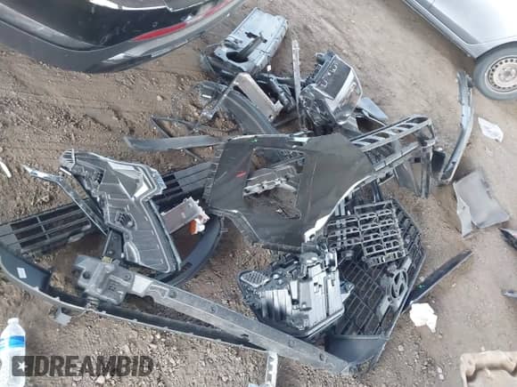 2024 Hyundai Palisade XRT с VIN KM8R34GE2RU794119, выставлен на аукционе IAAI как лот 43240518 с пробегом 9 955 миль миль и . История ставок и продаж доступна на DreamBid. Изображение 12.